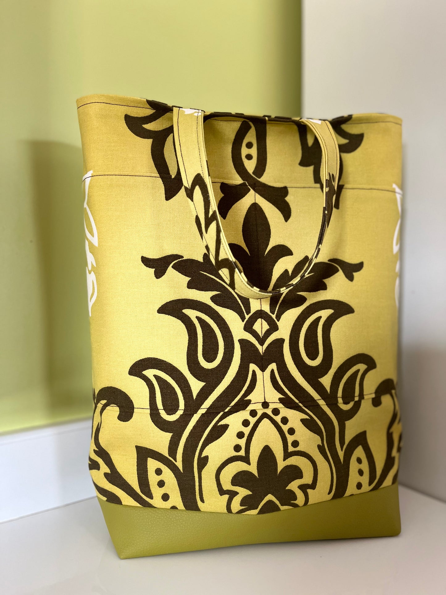 Luxurious Oversized Vinyl Base Tote