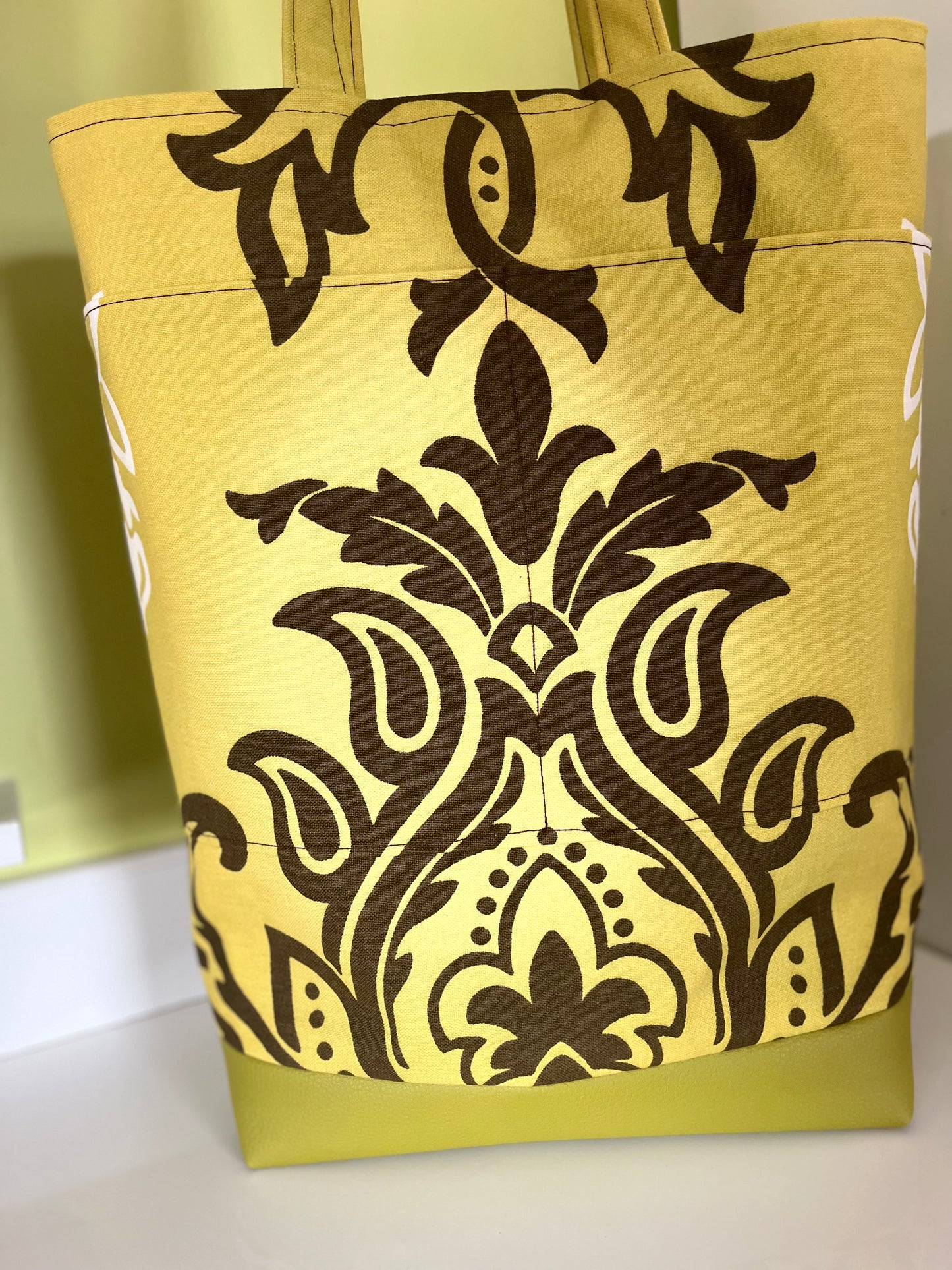 Luxurious Oversized Vinyl Base Tote