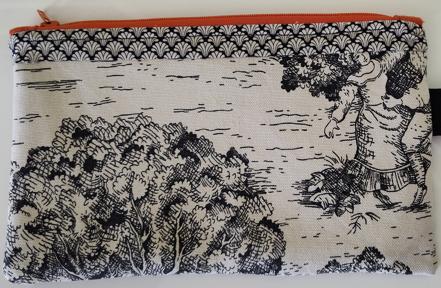 Flat Toile Zippered Pouch - Medium