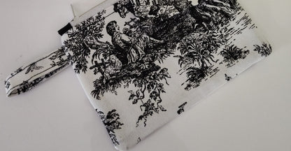 Small Tabbed Zippered Pouch - Toile