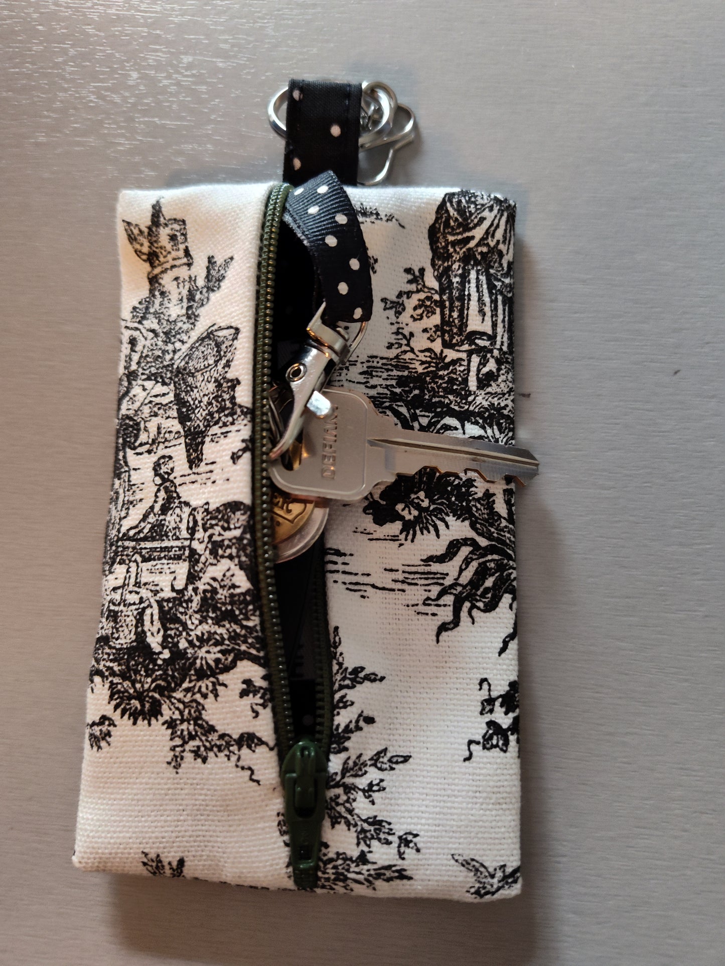 Black & White Toile Key Pouch